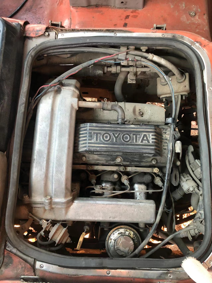 TOYOTA  - Autobus: obrázek 5 TOYOTA  - Autobus: obrázek 5