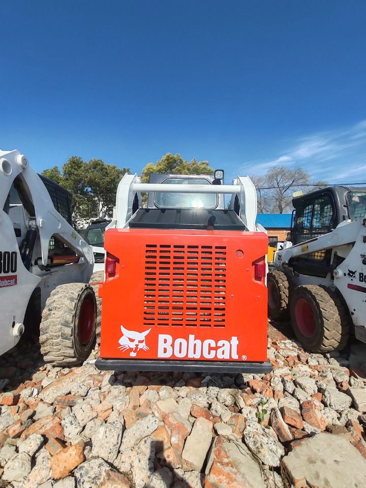 Smykový nakladač BOBCAT S18: obrázek 8