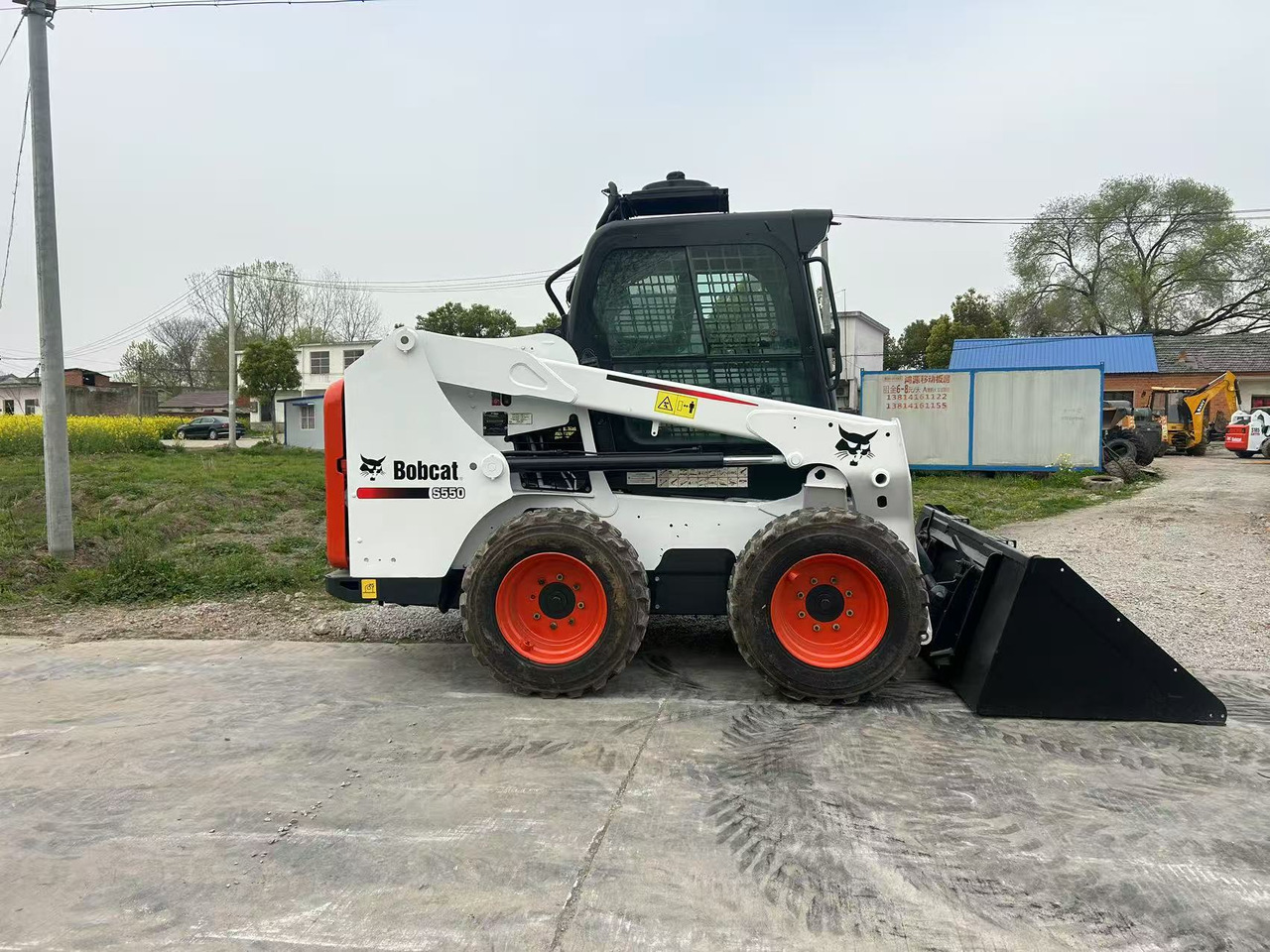 BOBCAT S550 - Smykový nakladač: obrázek 3 BOBCAT S550 - Smykový nakladač: obrázek 3