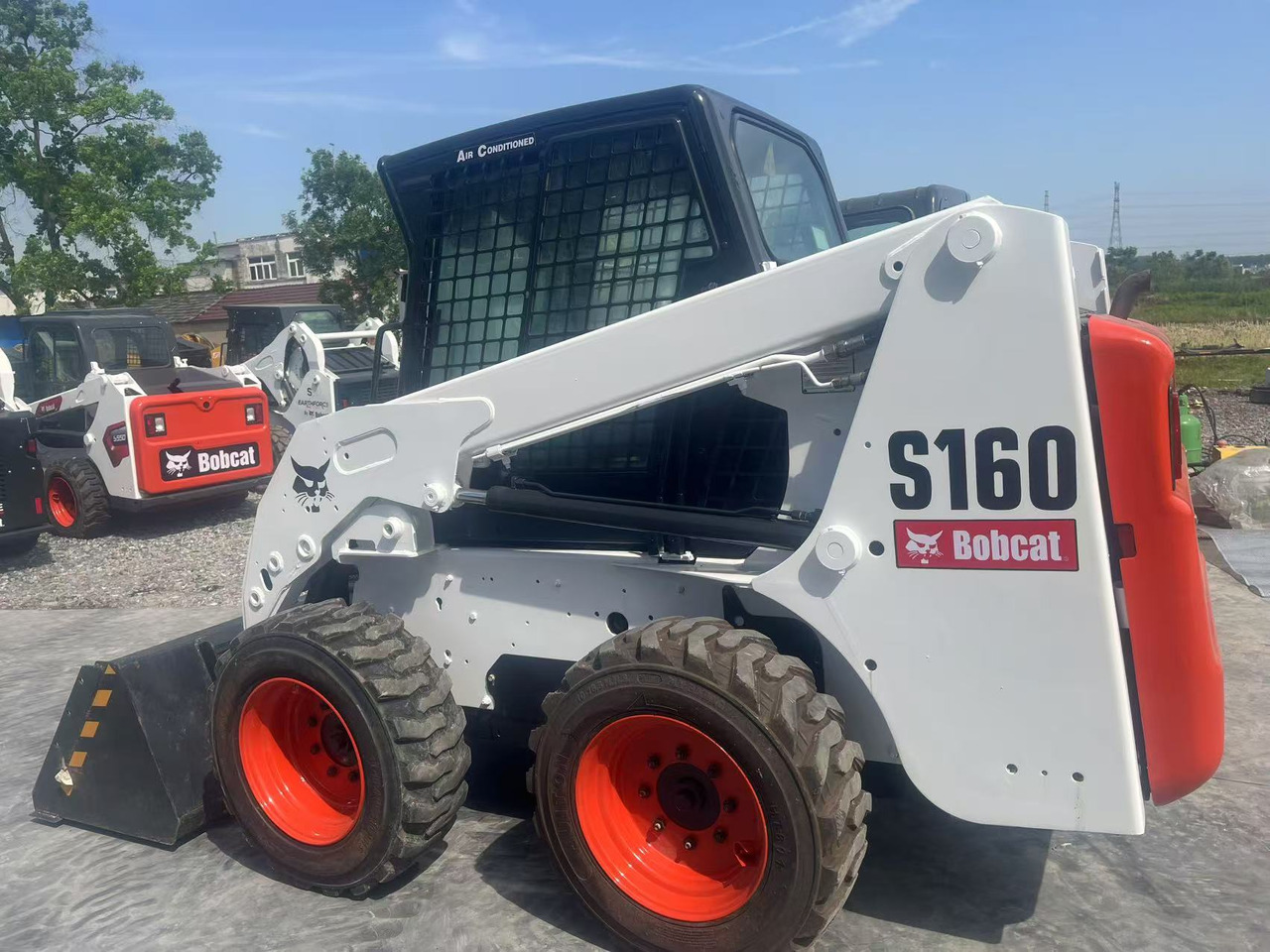 Bobcat S160 - Smykový nakladač: obrázek 2 Bobcat S160 - Smykový nakladač: obrázek 2
