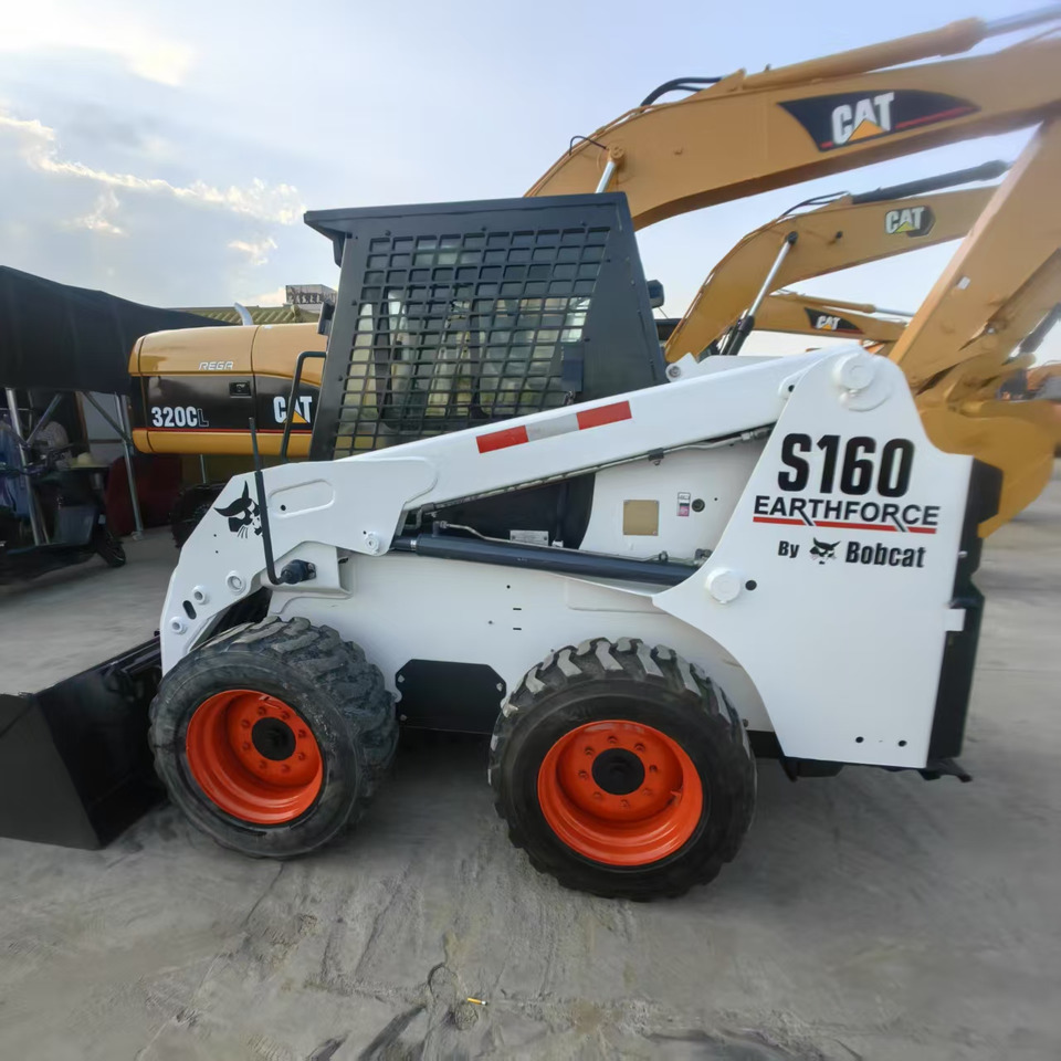 Bobcat S160 - Smykový nakladač: obrázek 1 Bobcat S160 - Smykový nakladač: obrázek 1