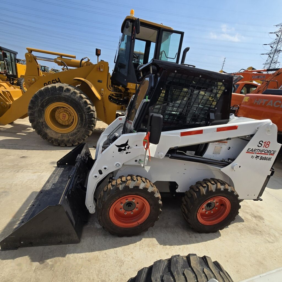 Bobcat S18 - Smykový nakladač: obrázek 5 Bobcat S18 - Smykový nakladač: obrázek 5
