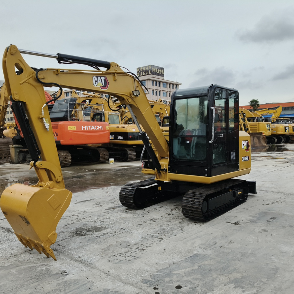 CAT 306E - Mini rýpadlo: obrázek 2 CAT 306E - Mini rýpadlo: obrázek 2