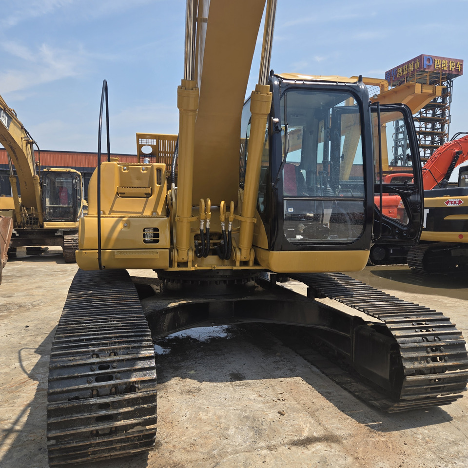 CAT 320C - Pásové rýpadlo: obrázek 3 CAT 320C - Pásové rýpadlo: obrázek 3