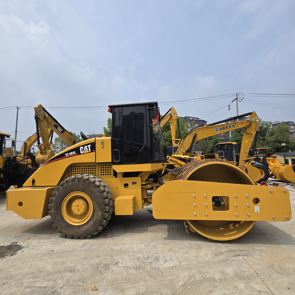 CAT CS683E - Kompaktor: obrázek 3 CAT CS683E - Kompaktor: obrázek 3