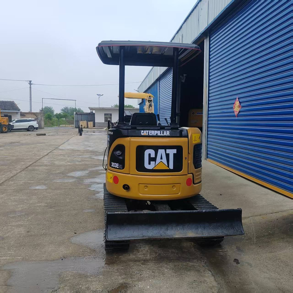CATERPILLAR 303ECR - Mini rýpadlo: obrázek 2 CATERPILLAR 303ECR - Mini rýpadlo: obrázek 2