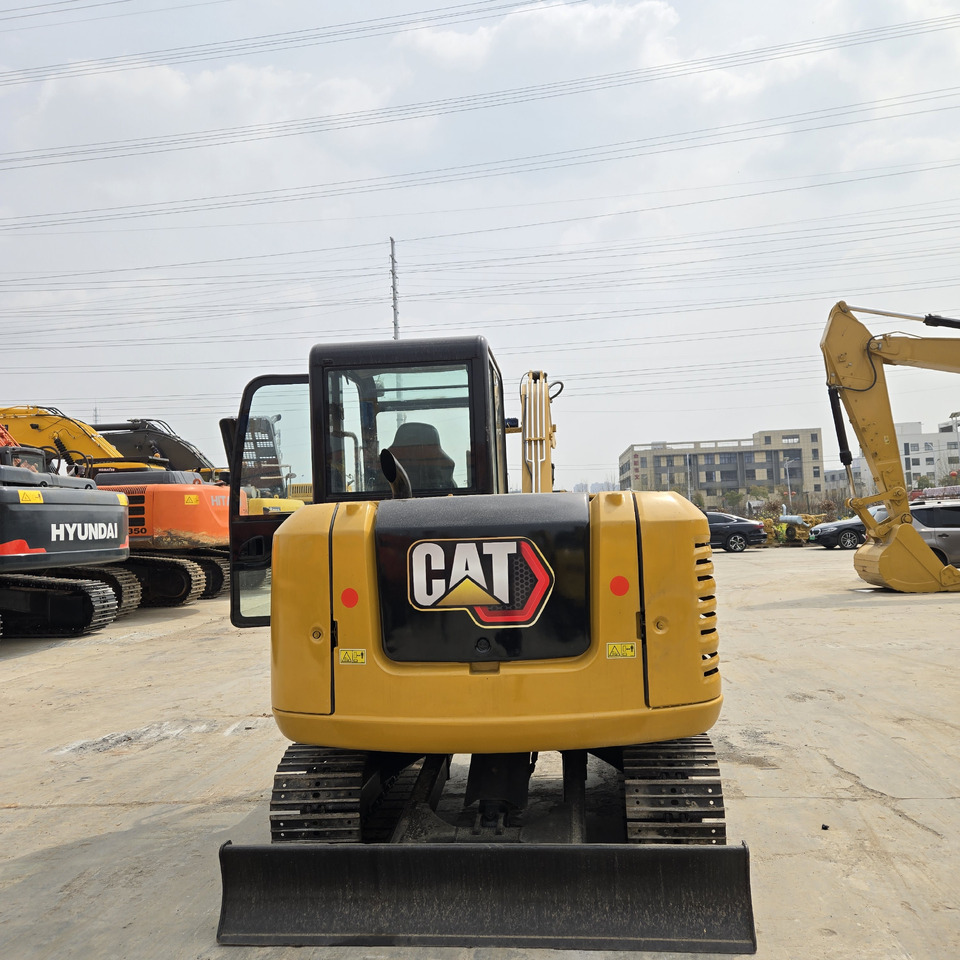 CATERPILLAR 305.5 - Mini rýpadlo: obrázek 3 CATERPILLAR 305.5 - Mini rýpadlo: obrázek 3