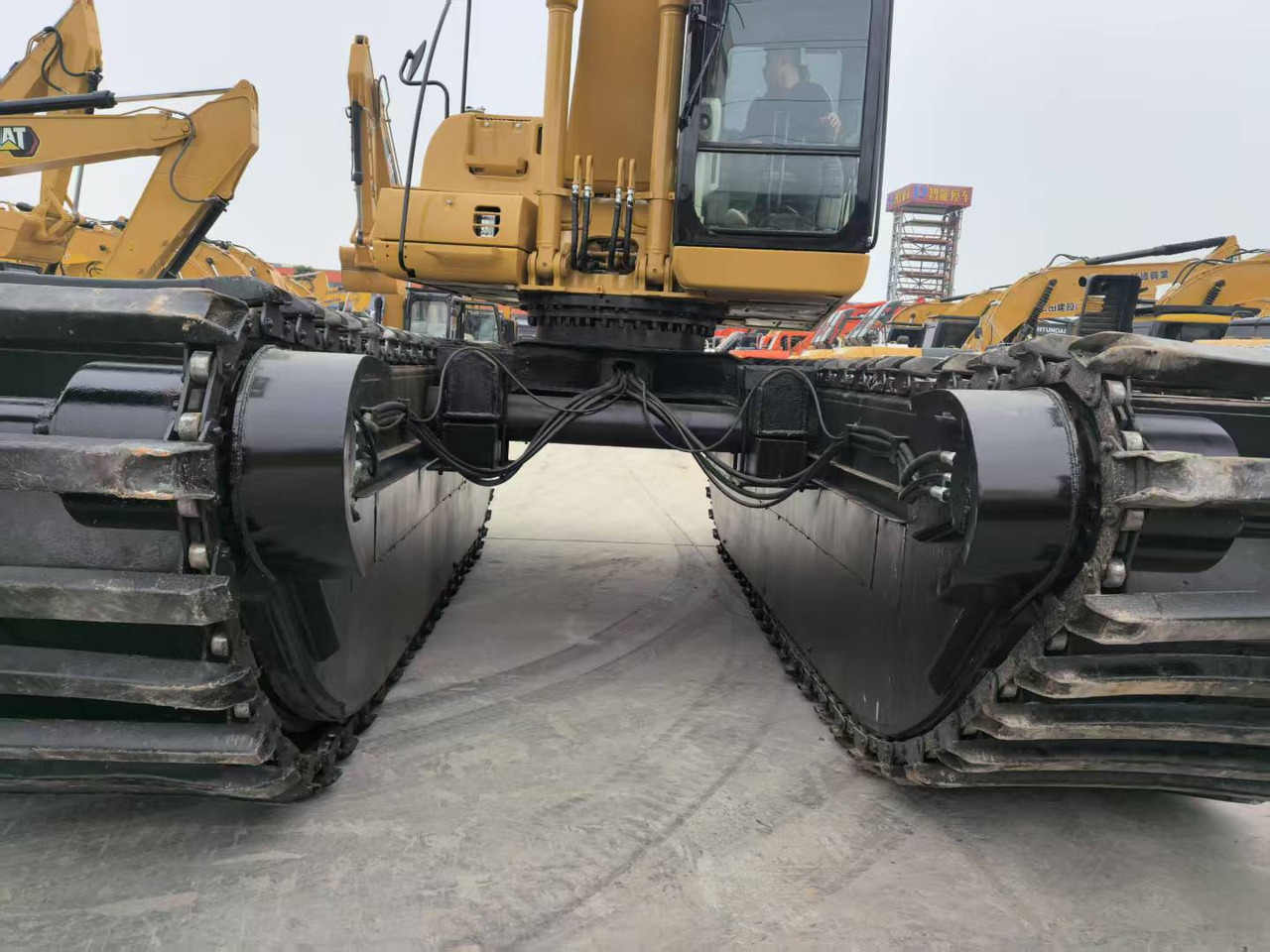 CATERPILLAR 320C boat excavator - Plovoucí bagr: obrázek 5 CATERPILLAR 320C boat excavator - Plovoucí bagr: obrázek 5