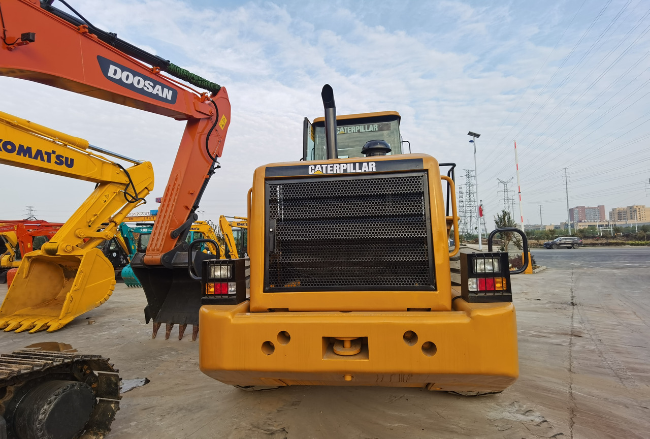 CATERPILLAR 950H - Kolový nakladač: obrázek 4 CATERPILLAR 950H - Kolový nakladač: obrázek 4
