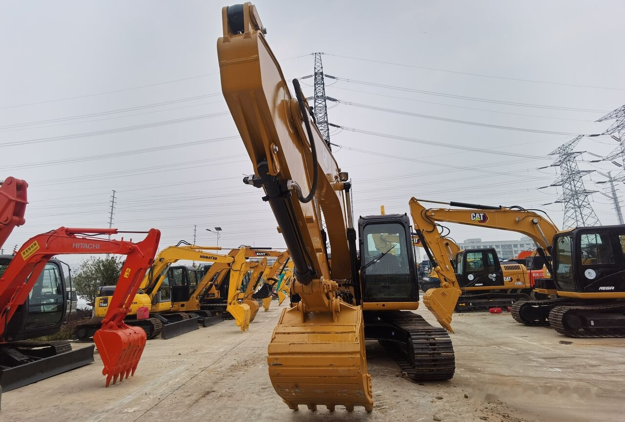 Caterpillar 315D2 - Pásové rýpadlo: obrázek 4 Caterpillar 315D2 - Pásové rýpadlo: obrázek 4