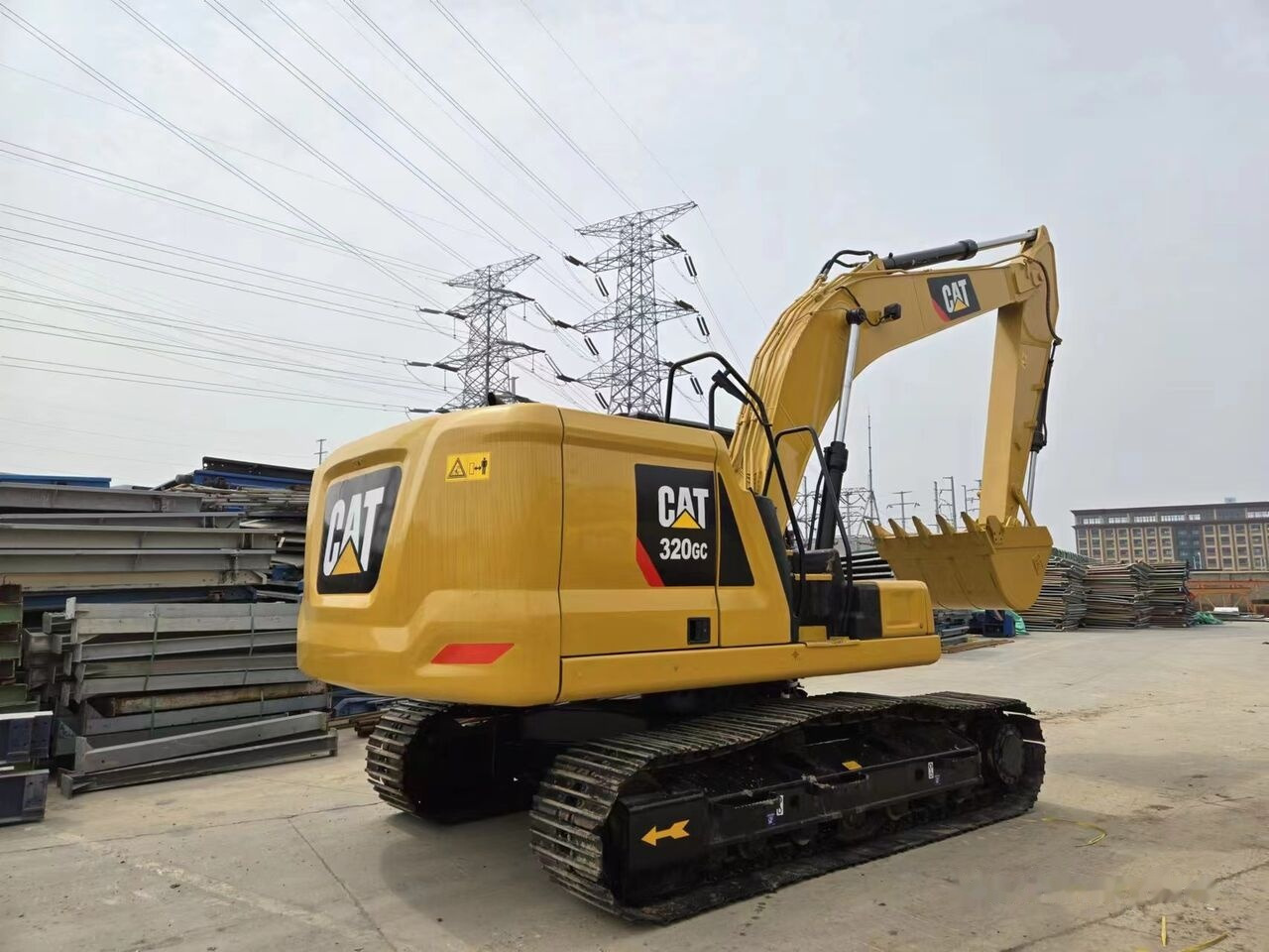 Caterpillar 320GC - Pásové rýpadlo: obrázek 1 Caterpillar 320GC - Pásové rýpadlo: obrázek 1