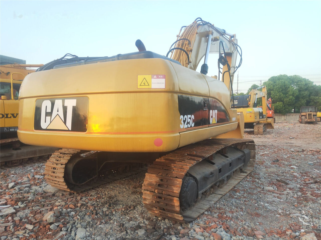 Caterpillar 325C - Pásové rýpadlo: obrázek 2 Caterpillar 325C - Pásové rýpadlo: obrázek 2