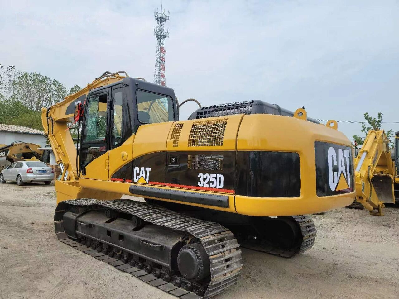 Caterpillar 325D - Pásové rýpadlo: obrázek 3 Caterpillar 325D - Pásové rýpadlo: obrázek 3
