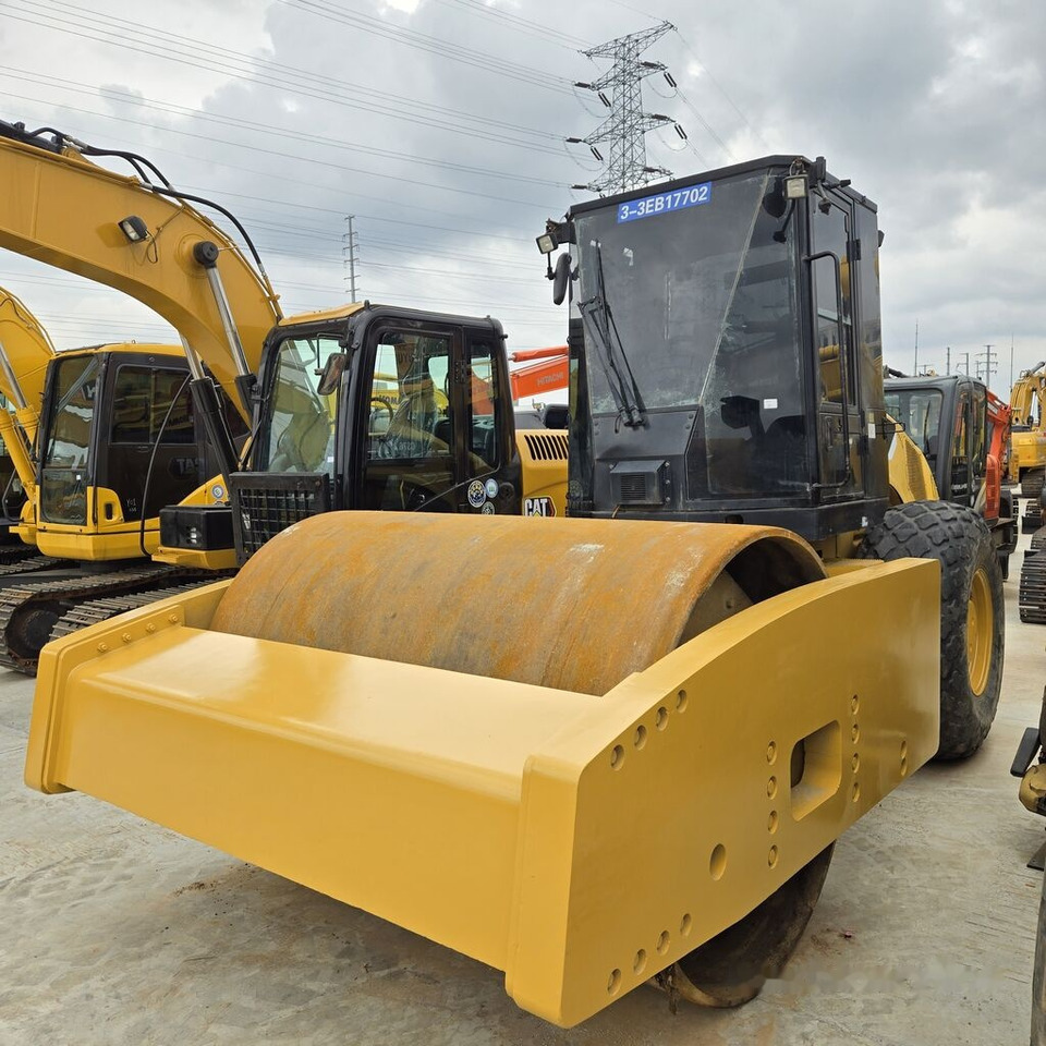 Caterpillar CS76 - Kompaktor: obrázek 4 Caterpillar CS76 - Kompaktor: obrázek 4