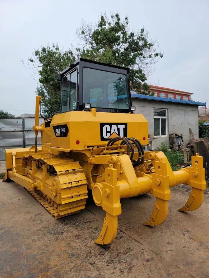 Caterpillar D6G - Buldozer: obrázek 1 Caterpillar D6G - Buldozer: obrázek 1