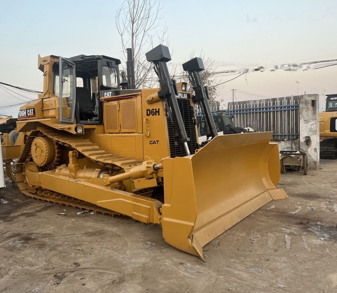 Buldozer Caterpillar D6H: obrázek 8