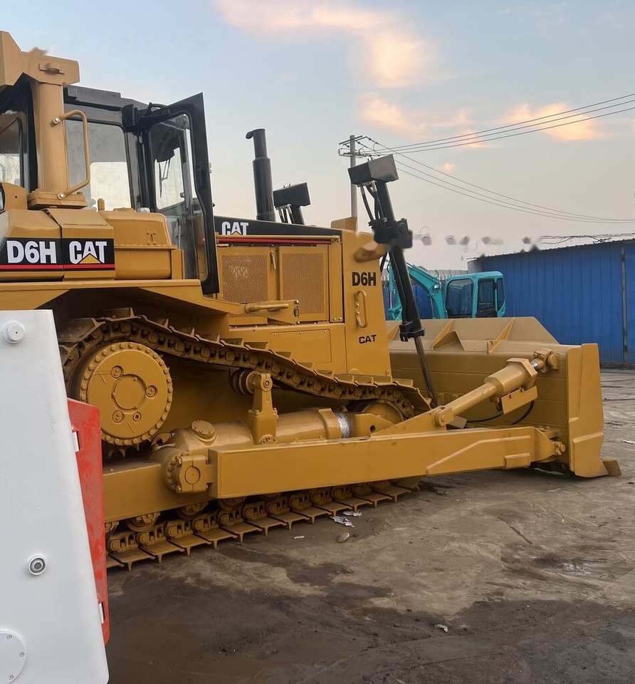 Buldozer Caterpillar D6H: obrázek 7