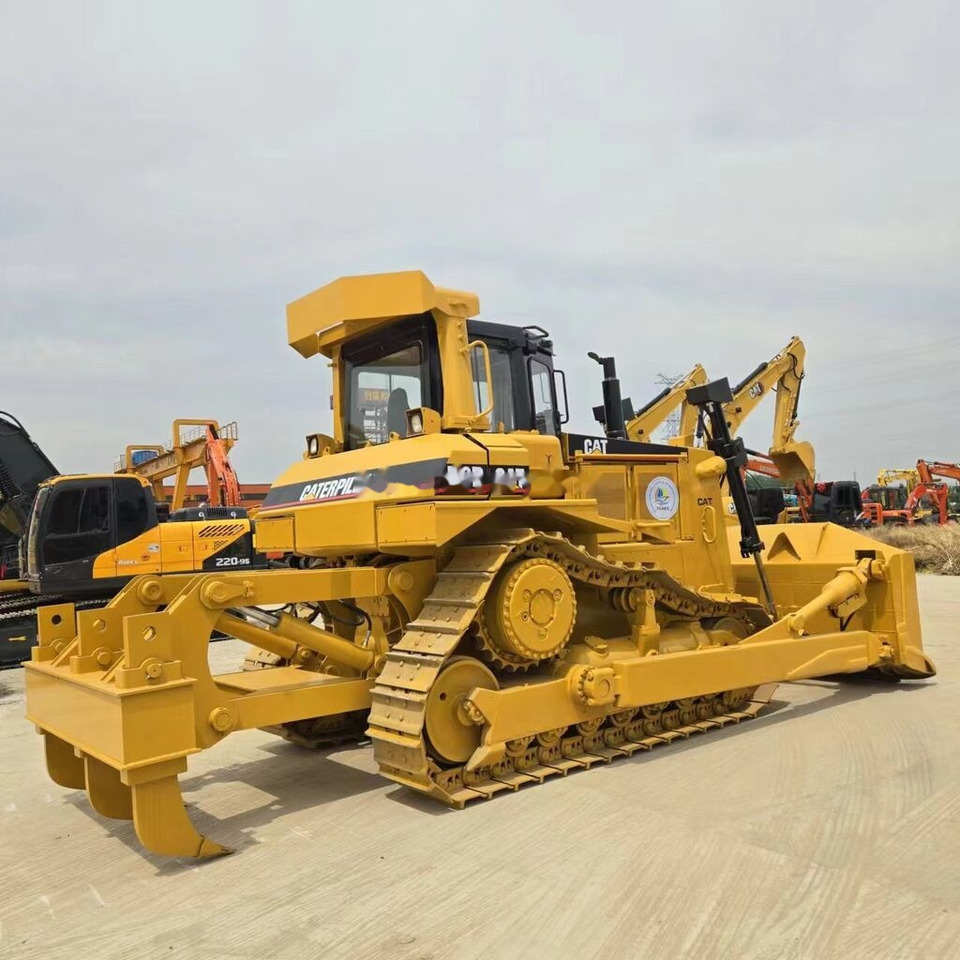 Caterpillar D6R - Buldozer: obrázek 2 Caterpillar D6R - Buldozer: obrázek 2