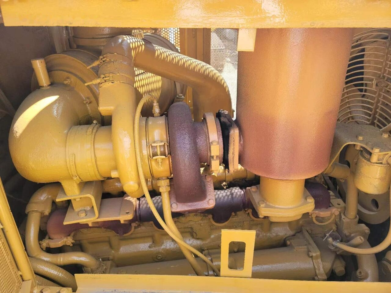 Buldozer Caterpillar D7H: obrázek 9