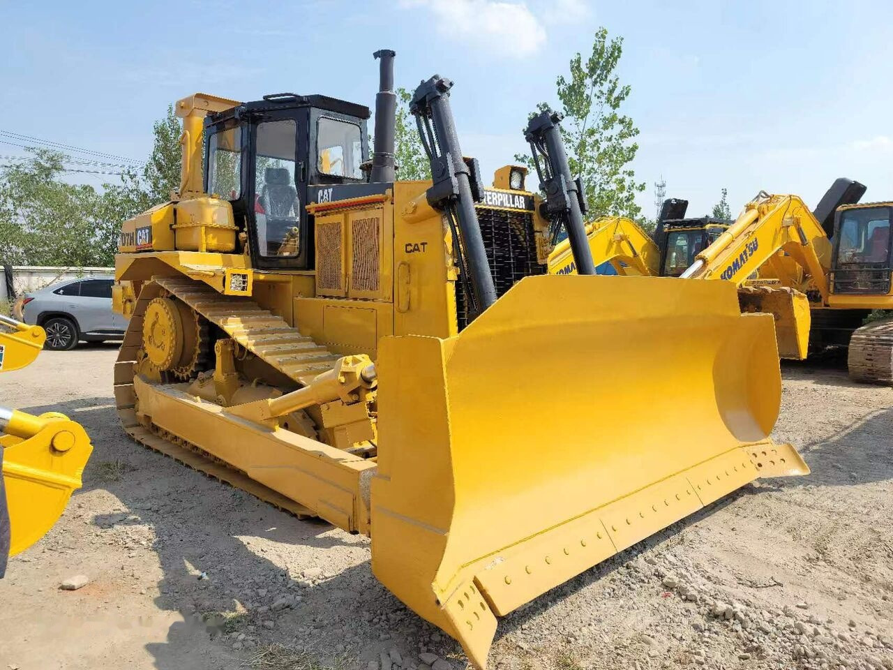 Caterpillar D7H - Buldozer: obrázek 2 Caterpillar D7H - Buldozer: obrázek 2