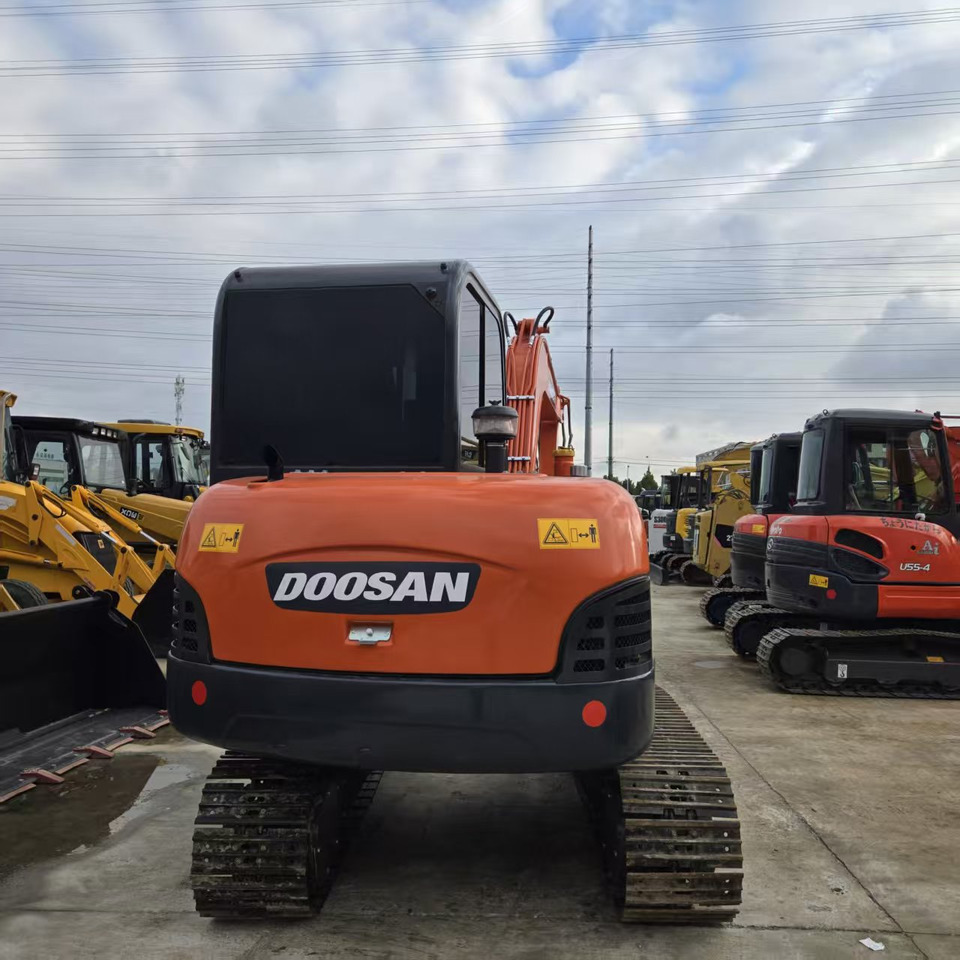 DOOSAN DH60-7 - Mini rýpadlo: obrázek 3 DOOSAN DH60-7 - Mini rýpadlo: obrázek 3