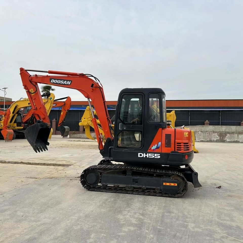 Doosan DH55 - Mini rýpadlo: obrázek 4 Doosan DH55 - Mini rýpadlo: obrázek 4