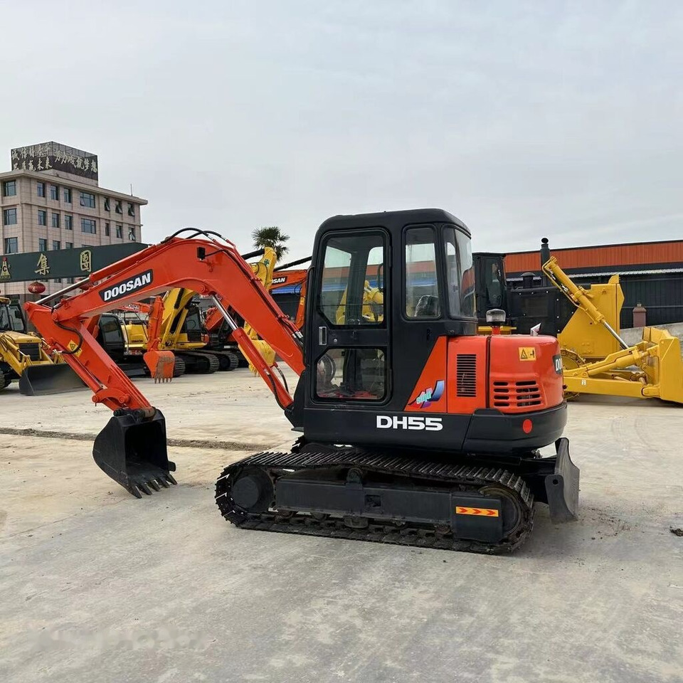 Doosan DH55 - Mini rýpadlo: obrázek 2 Doosan DH55 - Mini rýpadlo: obrázek 2