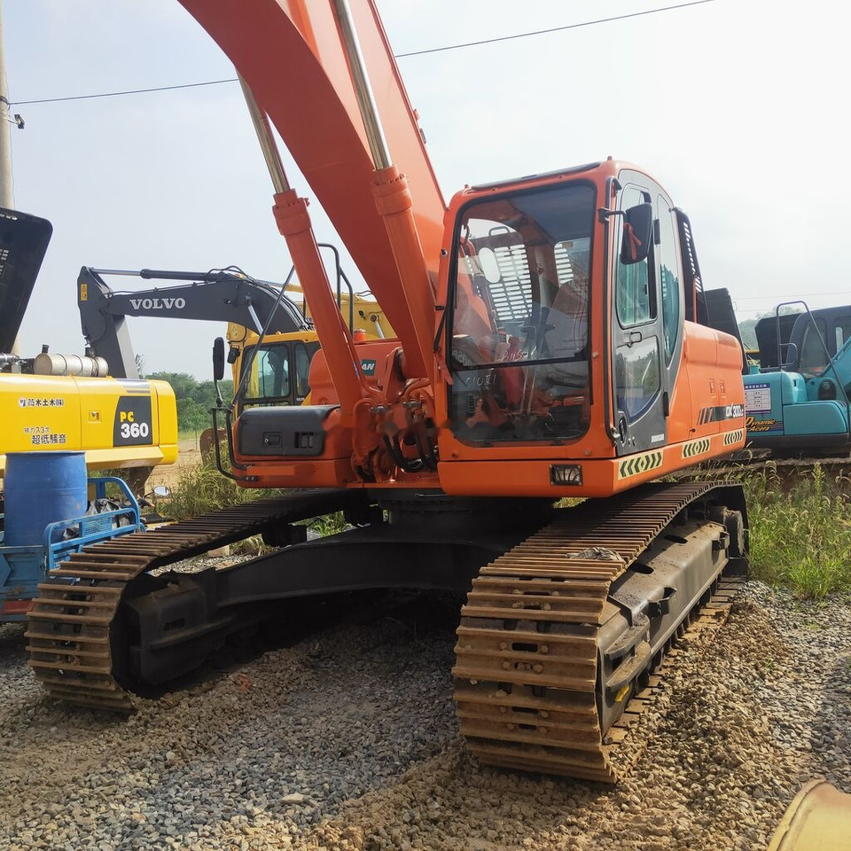 Pásové rýpadlo Doosan DX300LC: obrázek 7