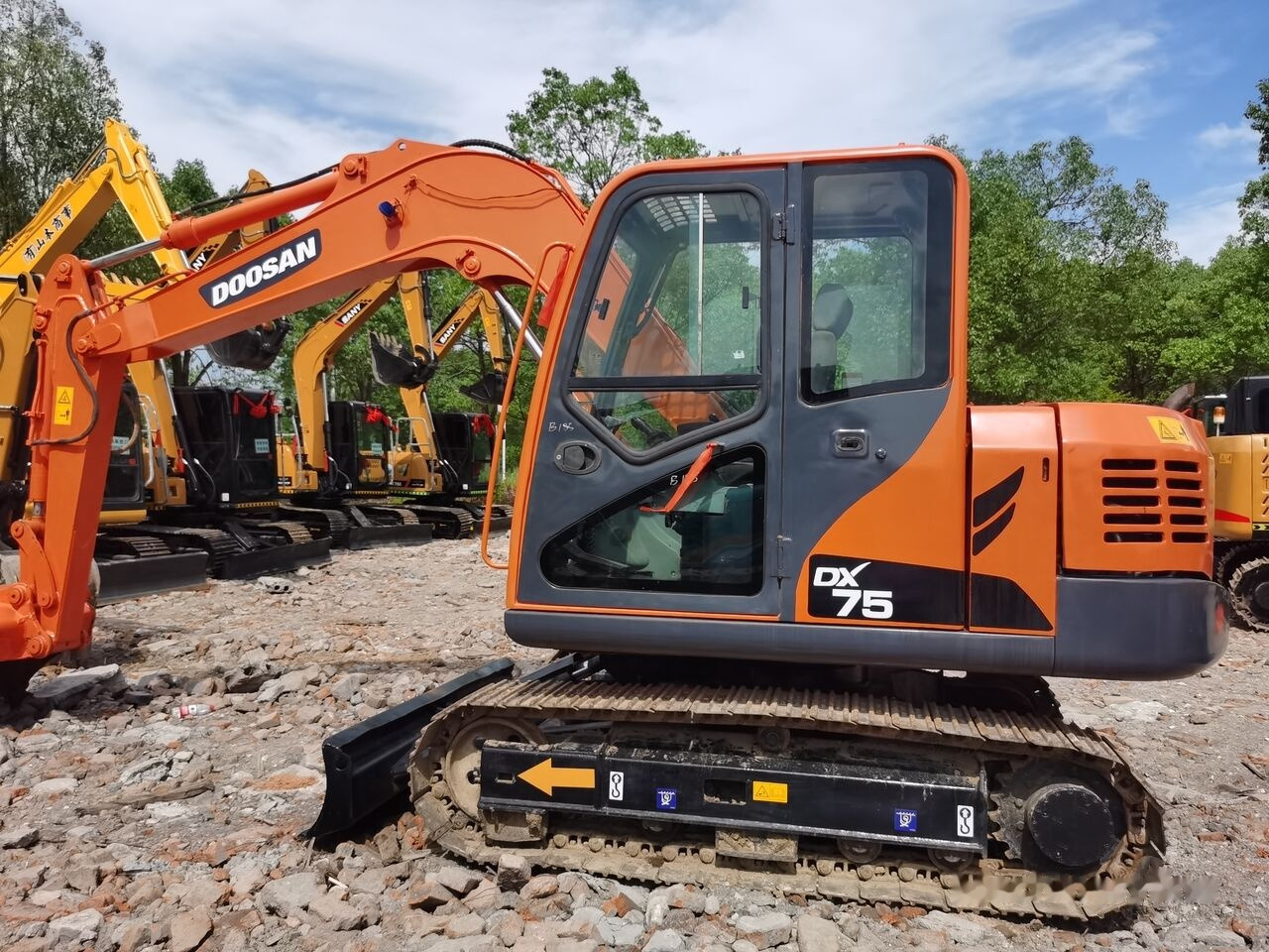 Doosan DX75 - Pásové rýpadlo: obrázek 3 Doosan DX75 - Pásové rýpadlo: obrázek 3