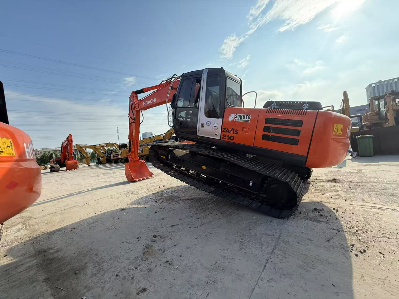 HITACHI ZX210 - Pásové rýpadlo: obrázek 3 HITACHI ZX210 - Pásové rýpadlo: obrázek 3