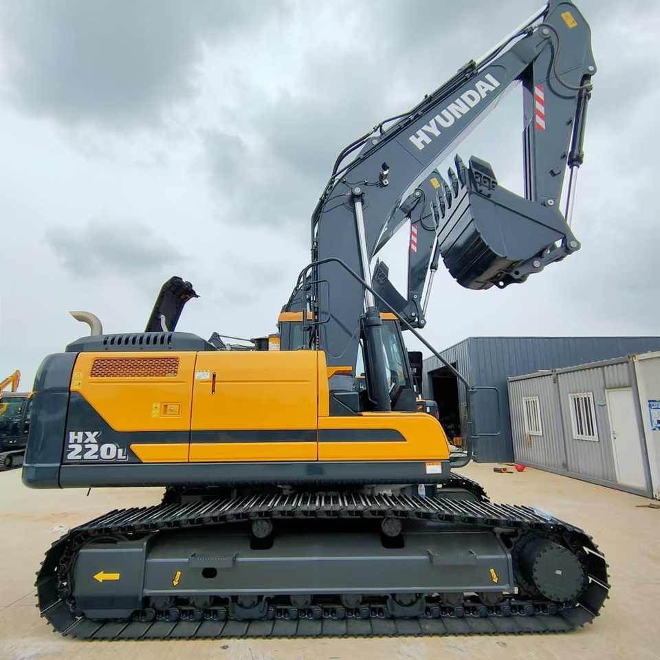 HYUNDAI HX220L - Pásové rýpadlo: obrázek 1 HYUNDAI HX220L - Pásové rýpadlo: obrázek 1