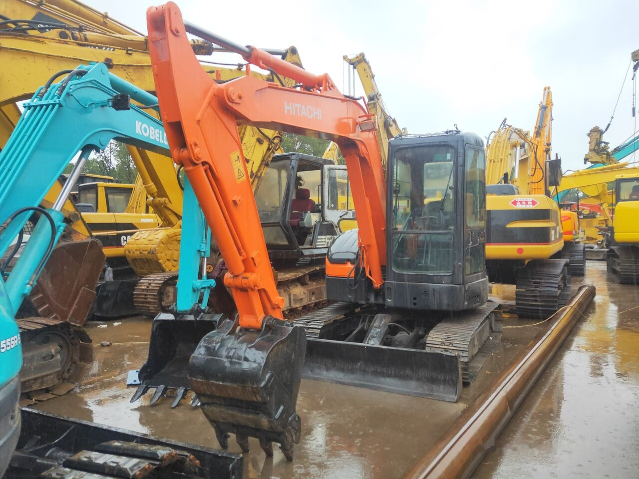 Hitachi ZX55 - Mini rýpadlo: obrázek 5 Hitachi ZX55 - Mini rýpadlo: obrázek 5