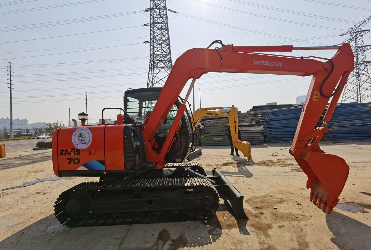 Hitachi ZX70 - Mini rýpadlo: obrázek 1 Hitachi ZX70 - Mini rýpadlo: obrázek 1