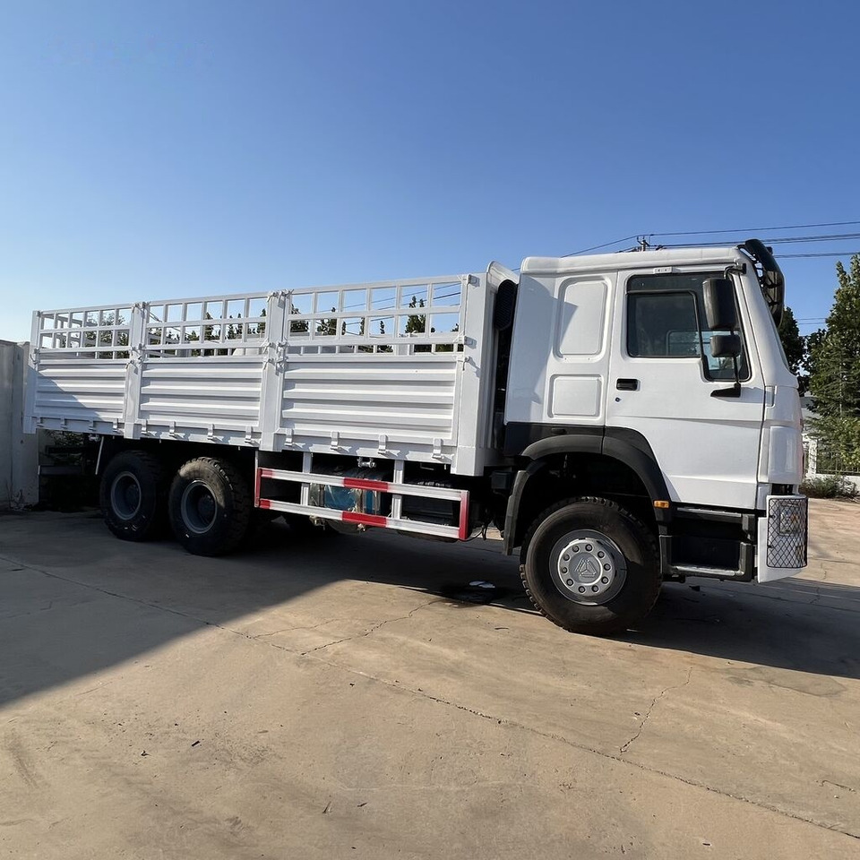 Howo 6*4 flatbed truck - Nákladní automobil valníkový/ Plošinový: obrázek 2 Howo 6*4 flatbed truck - Nákladní automobil valníkový/ Plošinový: obrázek 2