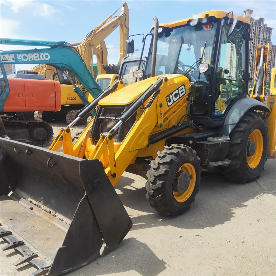 JCB 3CX - Rýpadlo-nakladač: obrázek 4 JCB 3CX - Rýpadlo-nakladač: obrázek 4