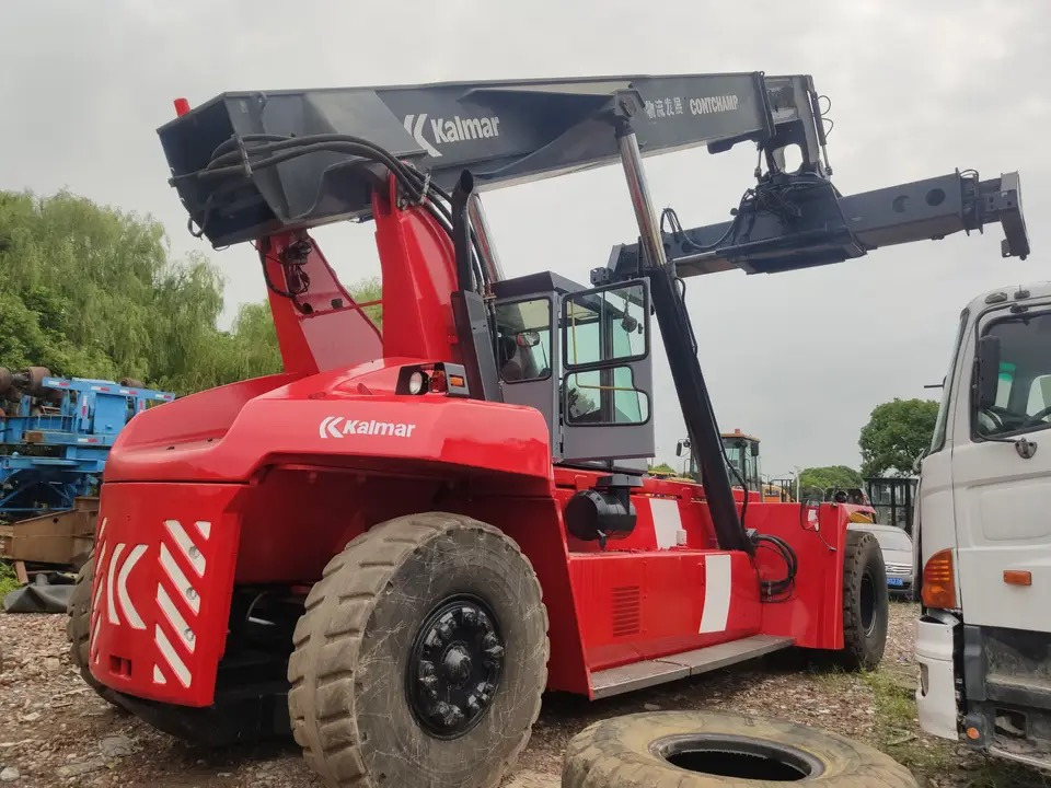 KALMAR - Reach stacker: obrázek 1 KALMAR - Reach stacker: obrázek 1