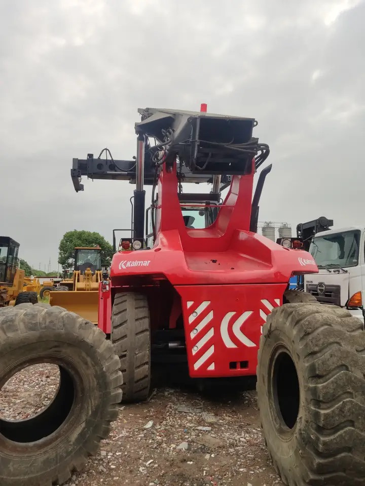 KALMAR - Reach stacker: obrázek 2 KALMAR - Reach stacker: obrázek 2