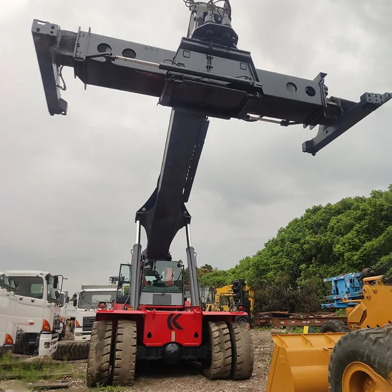 KALMAR - Reach stacker: obrázek 3 KALMAR - Reach stacker: obrázek 3