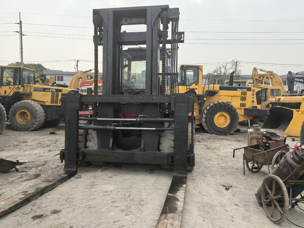 Kalmar DCD250-12LB - Reach stacker: obrázek 4 Kalmar DCD250-12LB - Reach stacker: obrázek 4