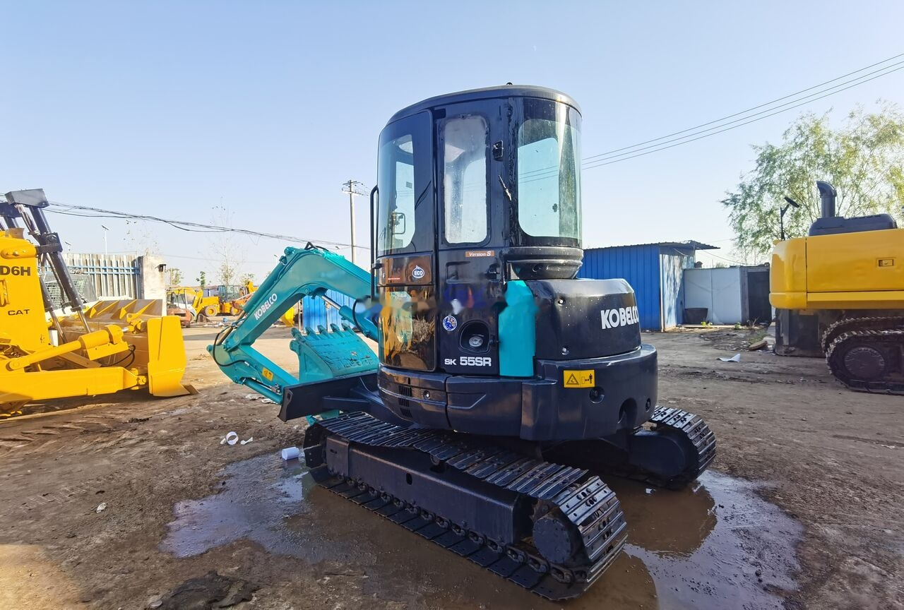 Kobelco SK55SR - Mini rýpadlo: obrázek 3 Kobelco SK55SR - Mini rýpadlo: obrázek 3