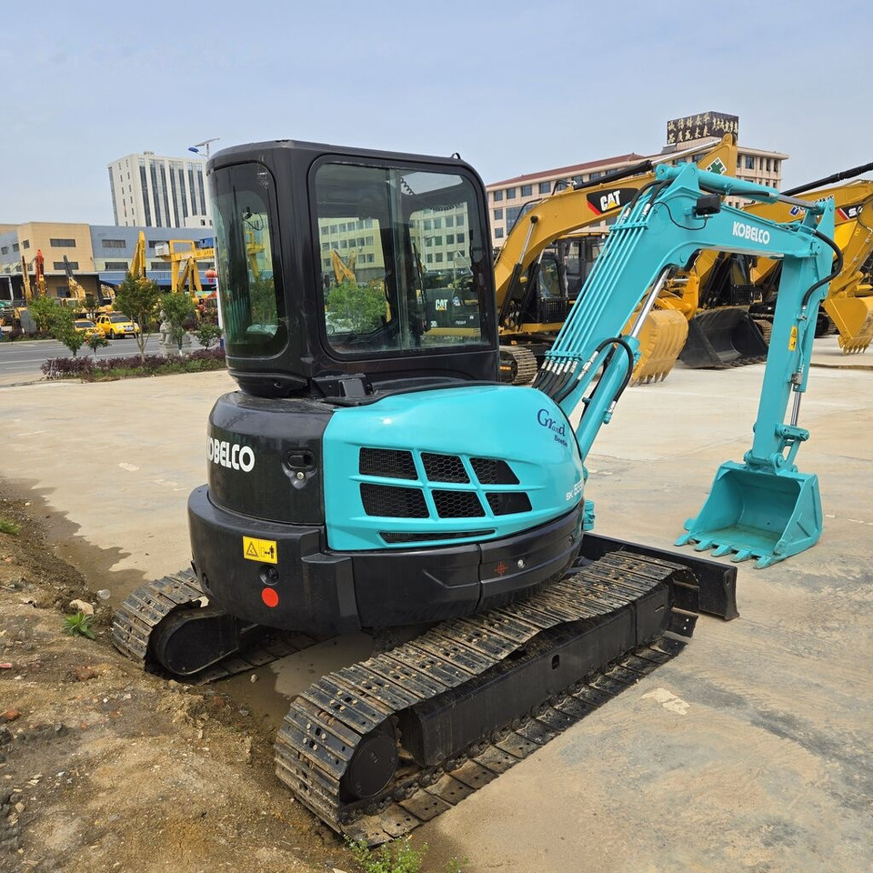 Kobelco SK55SR - Mini rýpadlo: obrázek 2 Kobelco SK55SR - Mini rýpadlo: obrázek 2