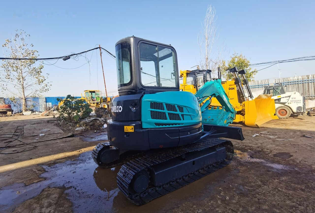 Kobelco SK55SR - Mini rýpadlo: obrázek 1 Kobelco SK55SR - Mini rýpadlo: obrázek 1