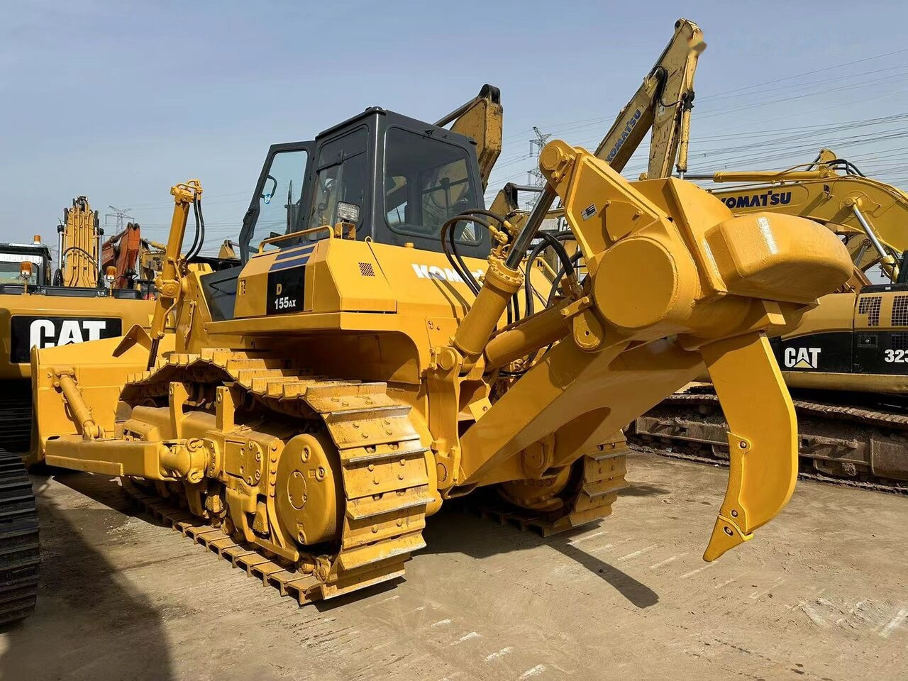 Komatsu D155A-5 - Buldozer: obrázek 2 Komatsu D155A-5 - Buldozer: obrázek 2