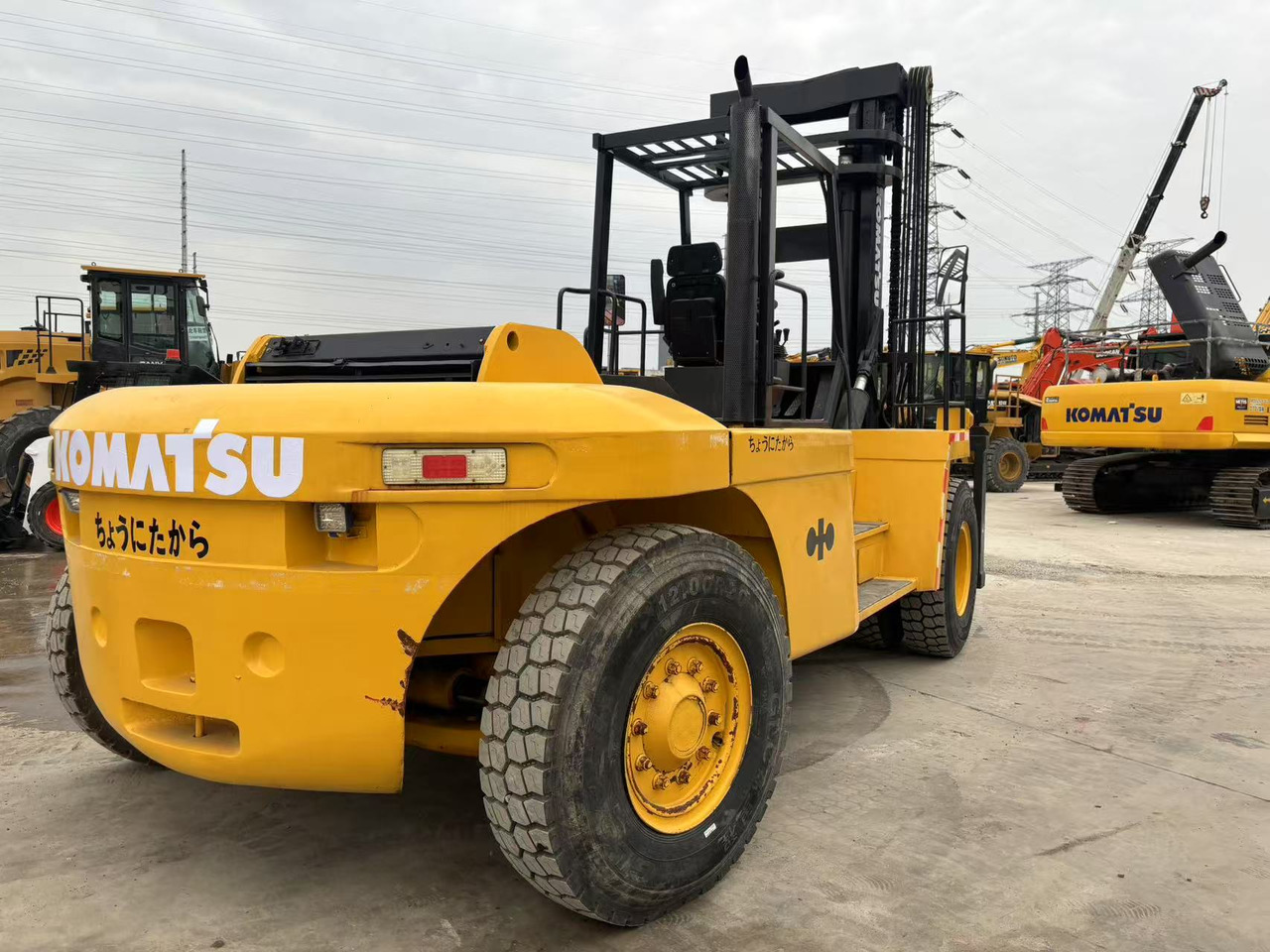 Komatsu FD200 - Dieselový vysokozdvižný vozík: obrázek 4 Komatsu FD200 - Dieselový vysokozdvižný vozík: obrázek 4