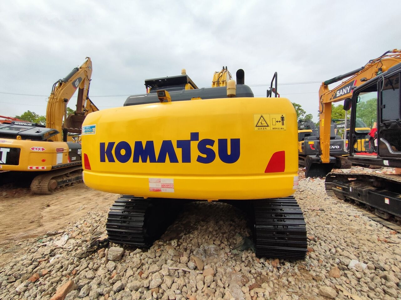 Komatsu PC200-8 - Pásové rýpadlo: obrázek 4 Komatsu PC200-8 - Pásové rýpadlo: obrázek 4