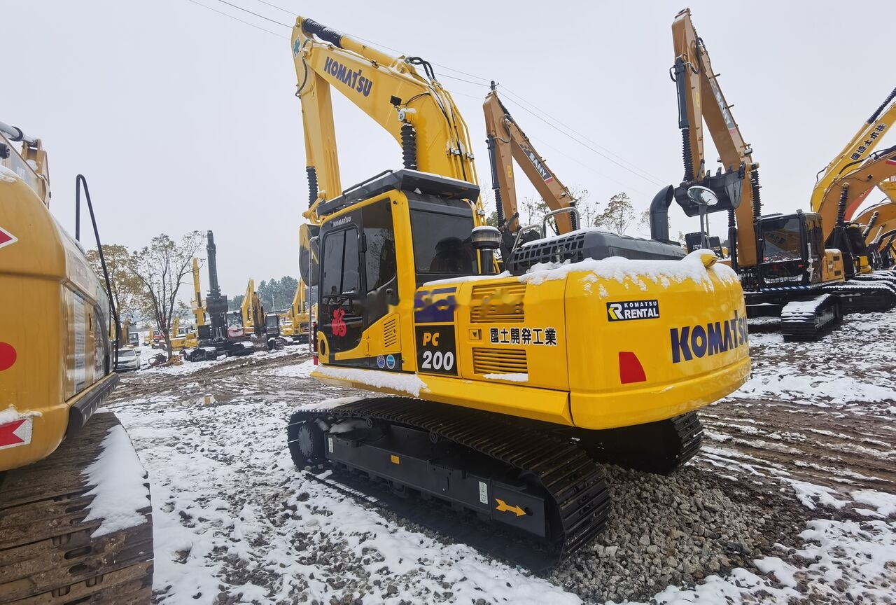 Komatsu PC200-8 - Pásové rýpadlo: obrázek 1 Komatsu PC200-8 - Pásové rýpadlo: obrázek 1