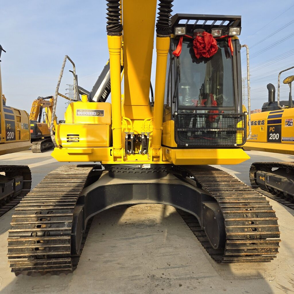 Komatsu PC200-8 - Pásové rýpadlo: obrázek 5 Komatsu PC200-8 - Pásové rýpadlo: obrázek 5