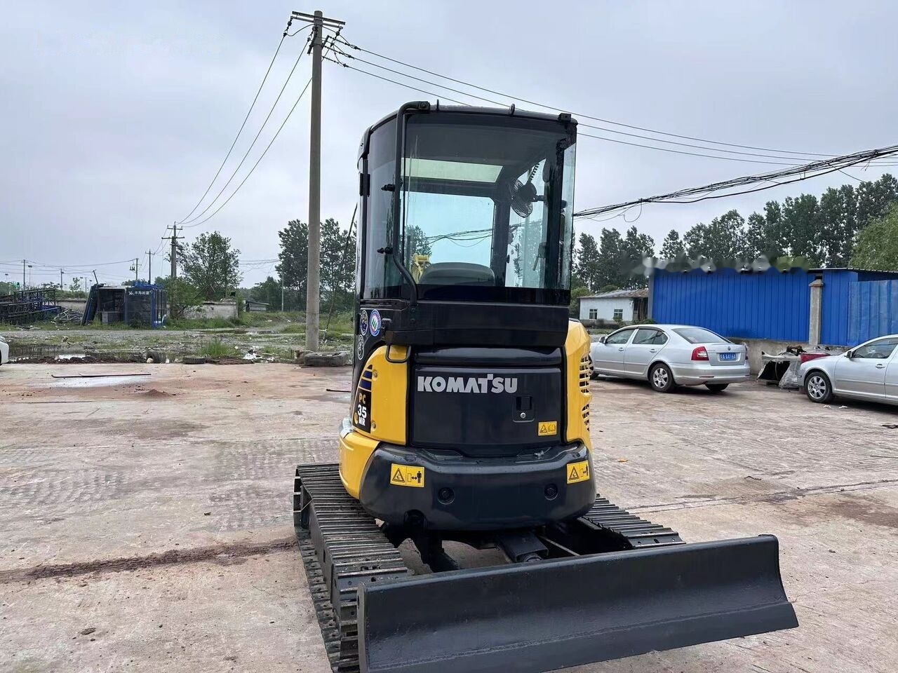 Komatsu PC35 - Mini rýpadlo: obrázek 2 Komatsu PC35 - Mini rýpadlo: obrázek 2