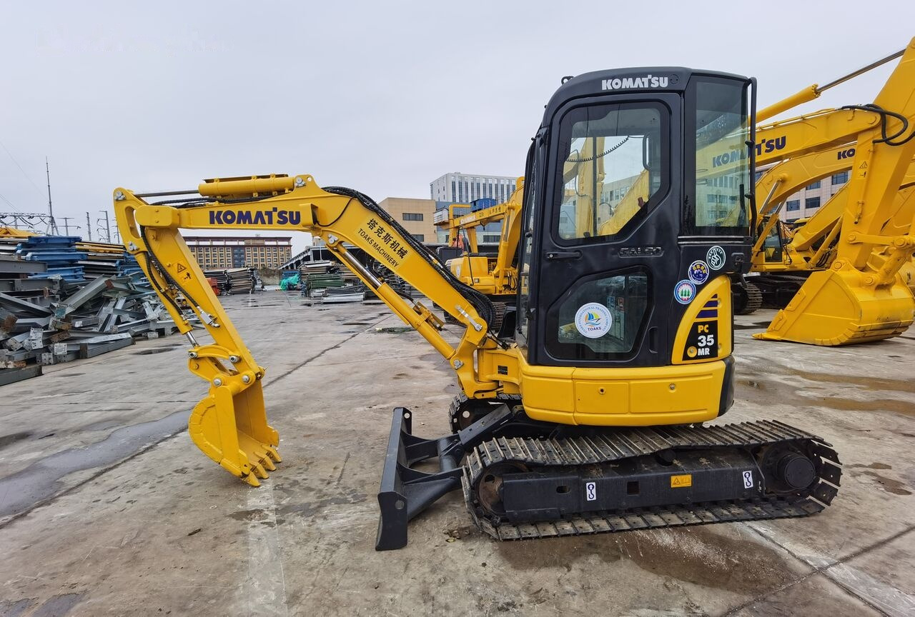 Komatsu PC35 - Mini rýpadlo: obrázek 4 Komatsu PC35 - Mini rýpadlo: obrázek 4