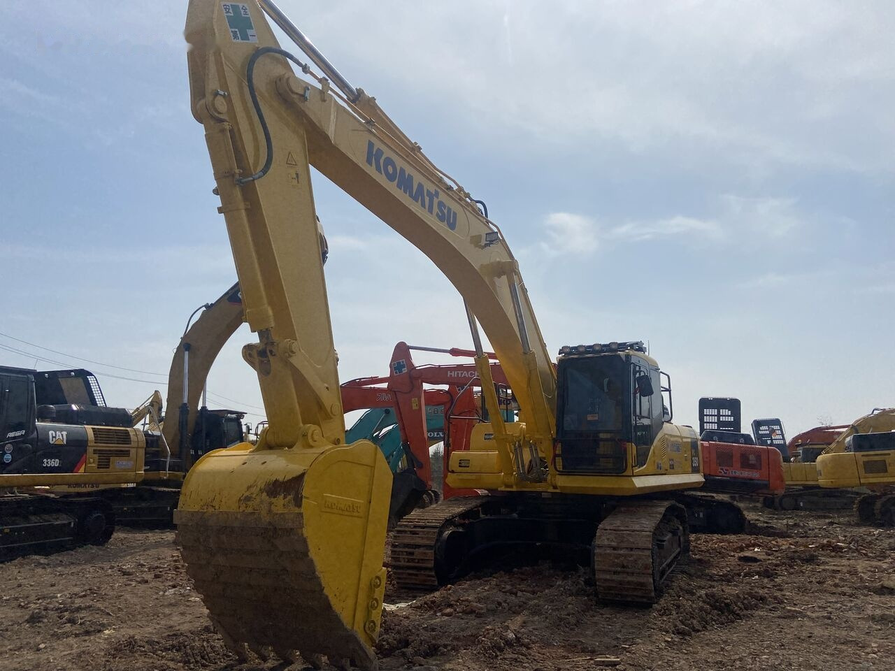 Komatsu PC350 - Pásové rýpadlo: obrázek 1 Komatsu PC350 - Pásové rýpadlo: obrázek 1